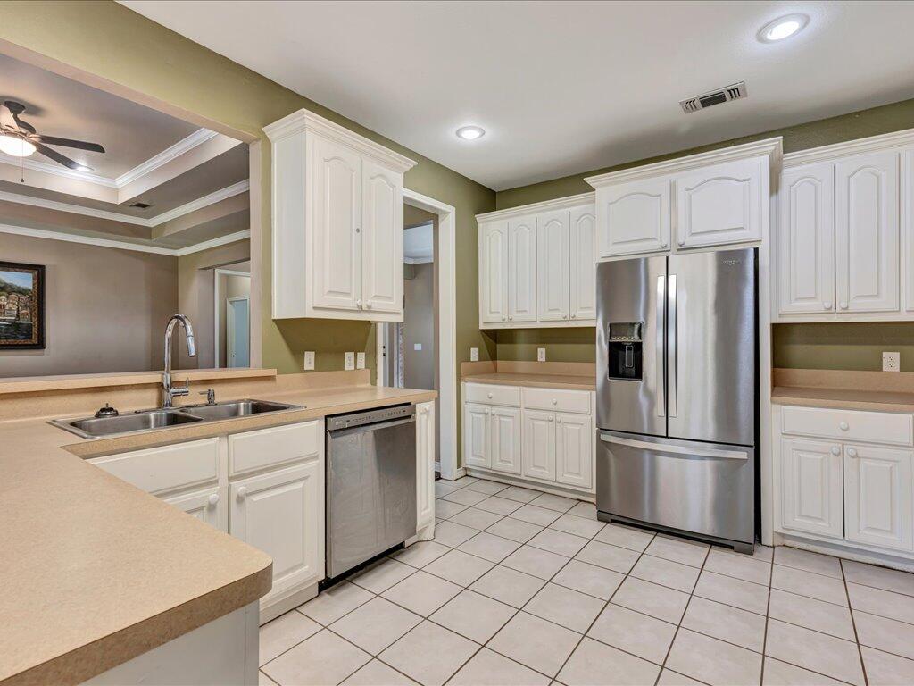 227 Remington Place Property Photo 13