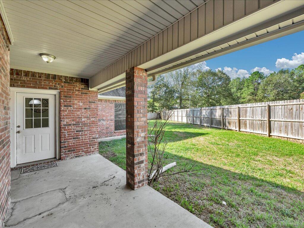 227 Remington Place Property Photo 25