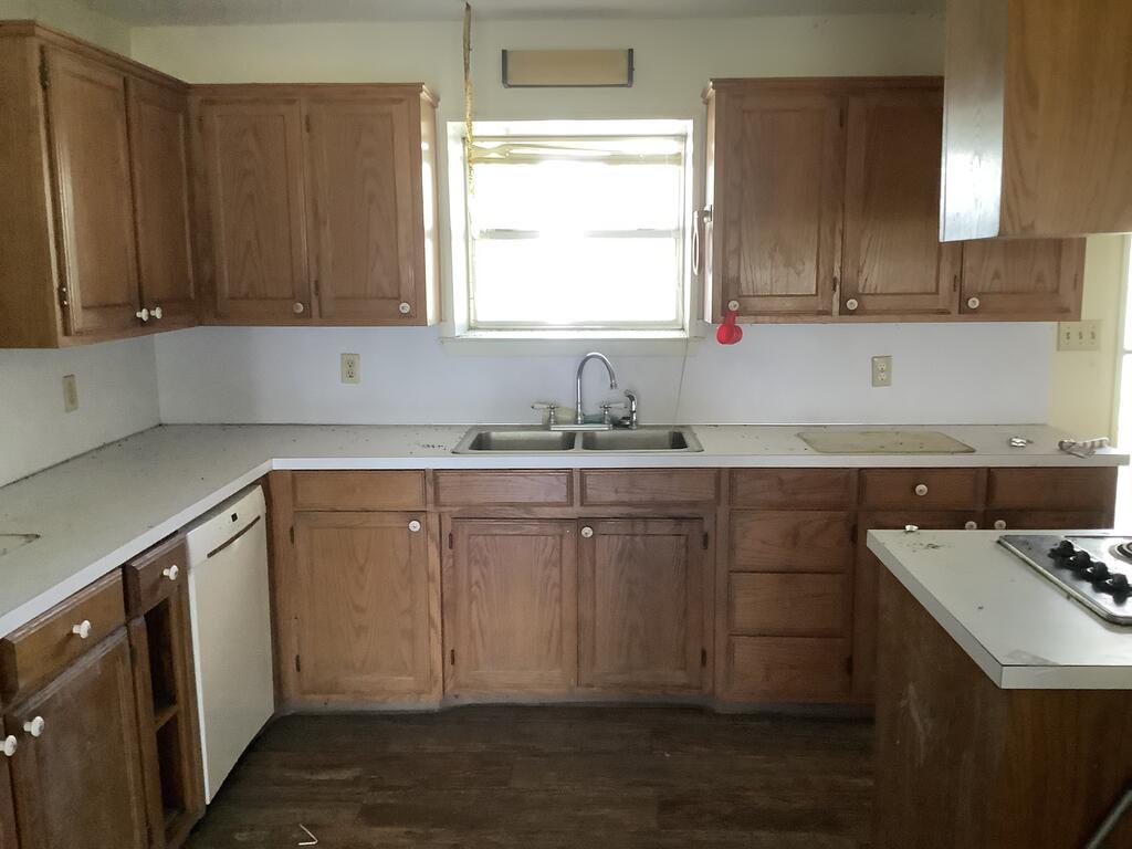 145 Cr 043 Property Photo 6