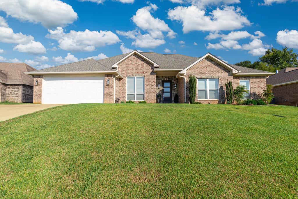 145 Clear View Lane Property Photo 1