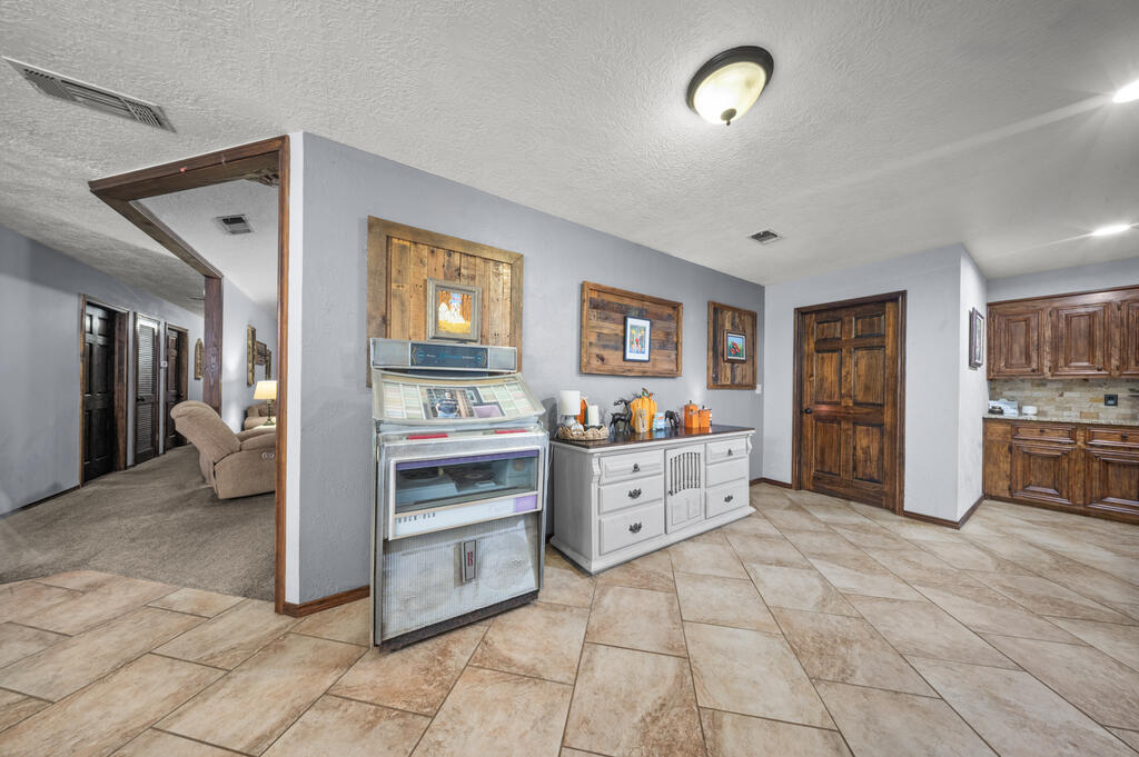 453 Fm 1747 Property Photo 3