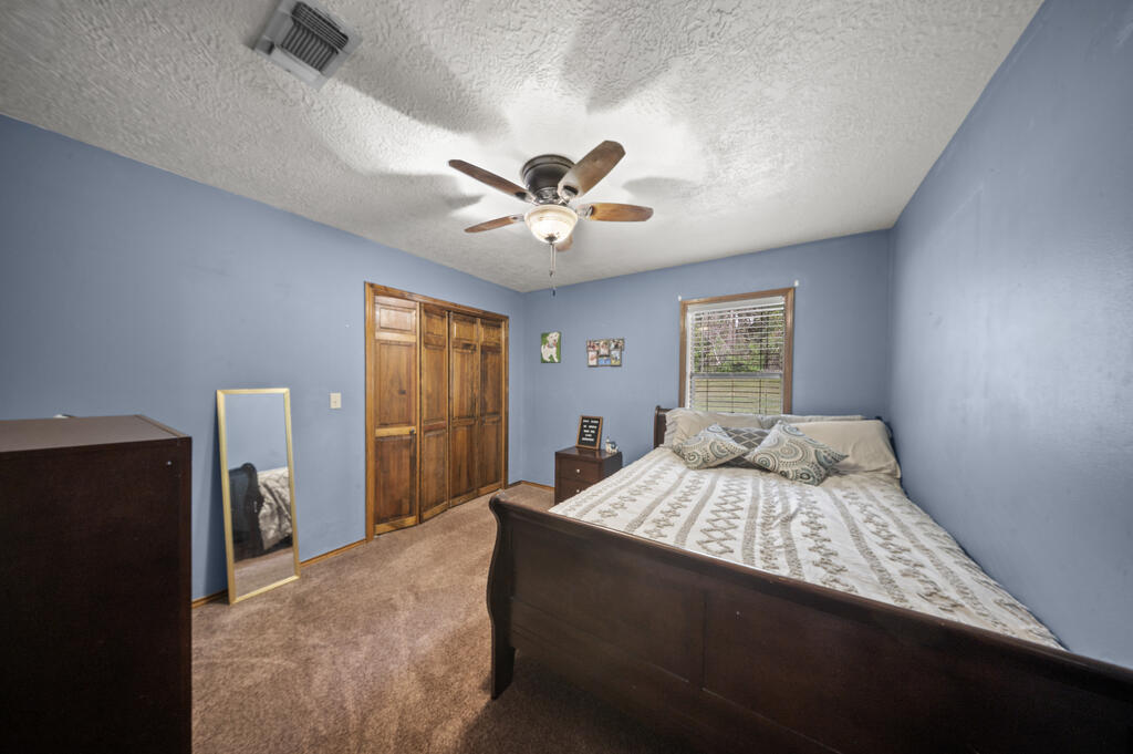 453 Fm 1747 Property Photo 11