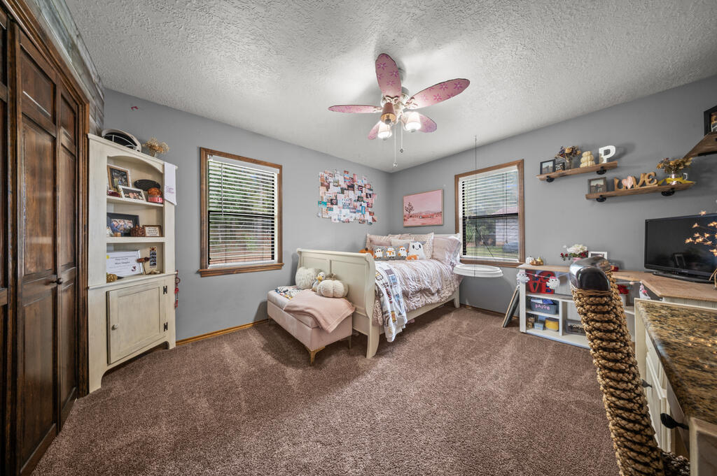 453 Fm 1747 Property Photo 13