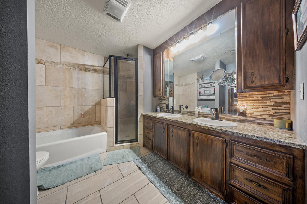 453 Fm 1747 Property Photo 17