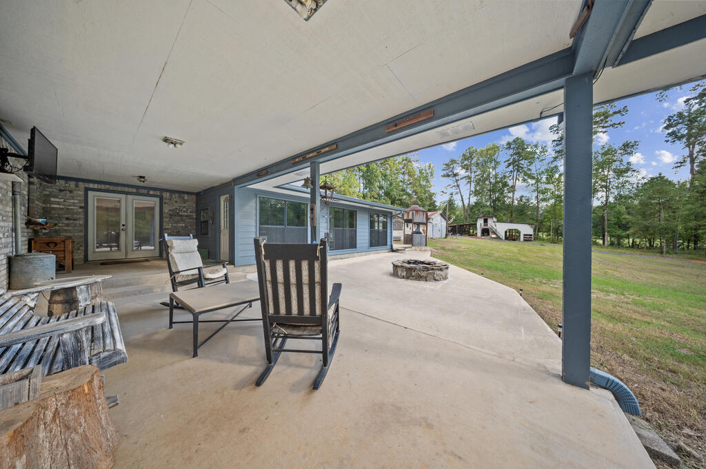 453 Fm 1747 Property Photo 24