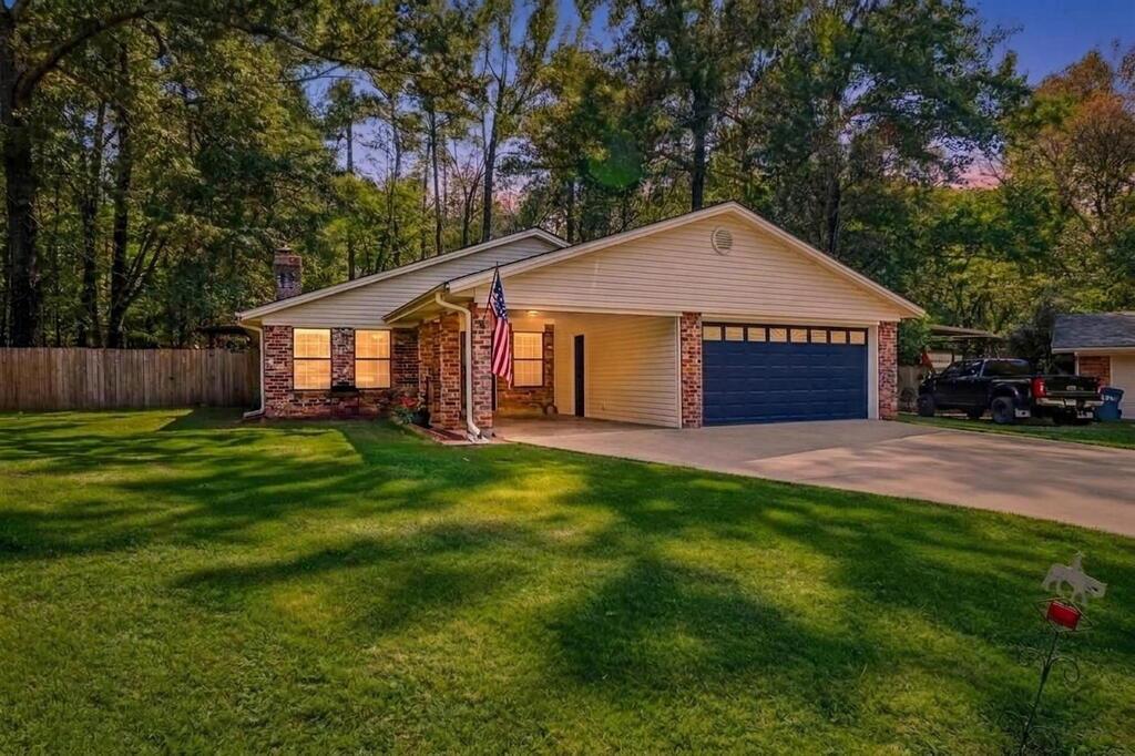 309 Echo Lane Property Photo 1