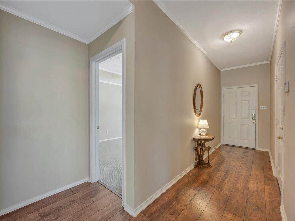 3 Austin Hollow Circle Property Photo 5