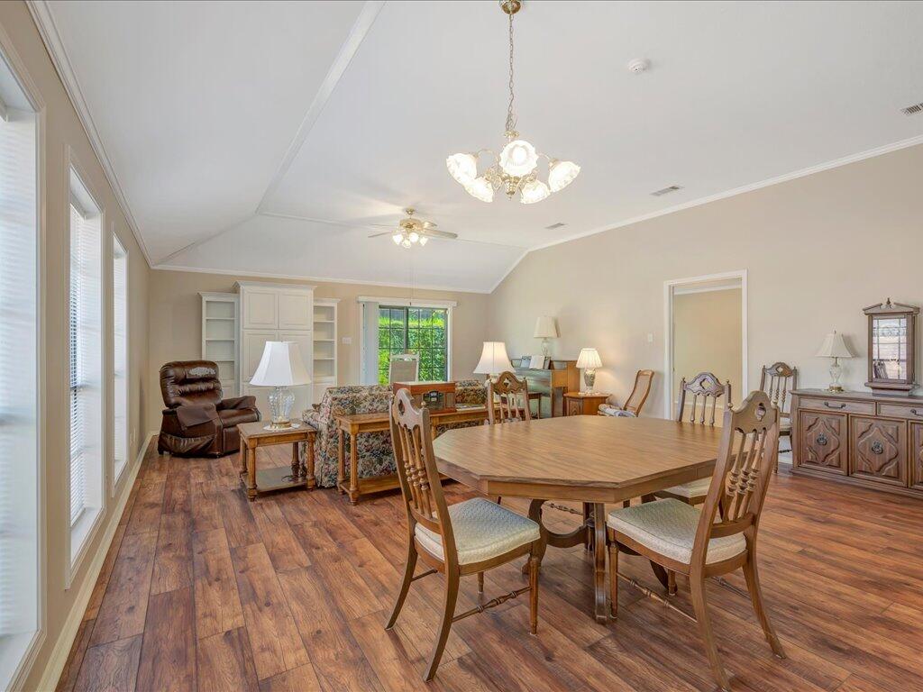 3 Austin Hollow Circle Property Photo 11