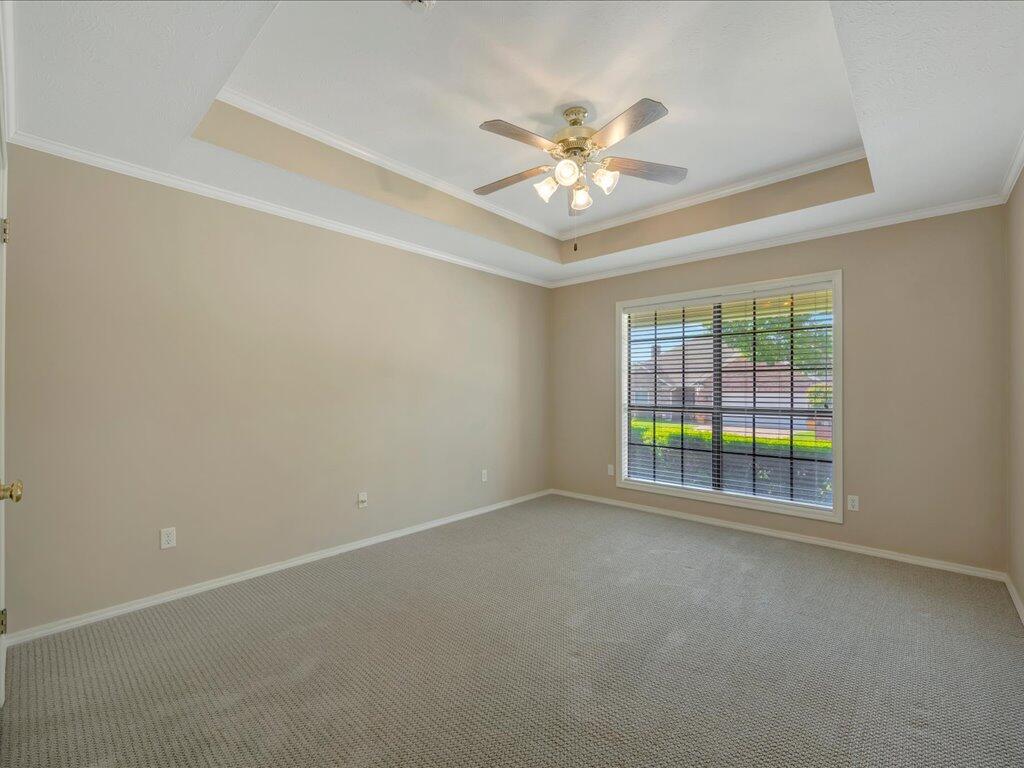 3 Austin Hollow Circle Property Photo 20