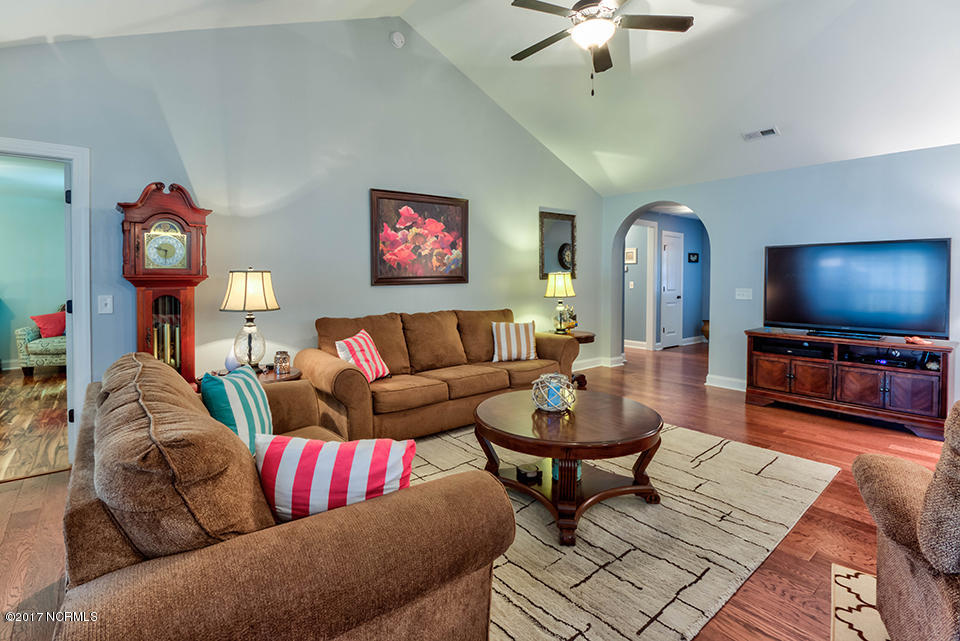 1224 Clancy Drive Property Photo 7