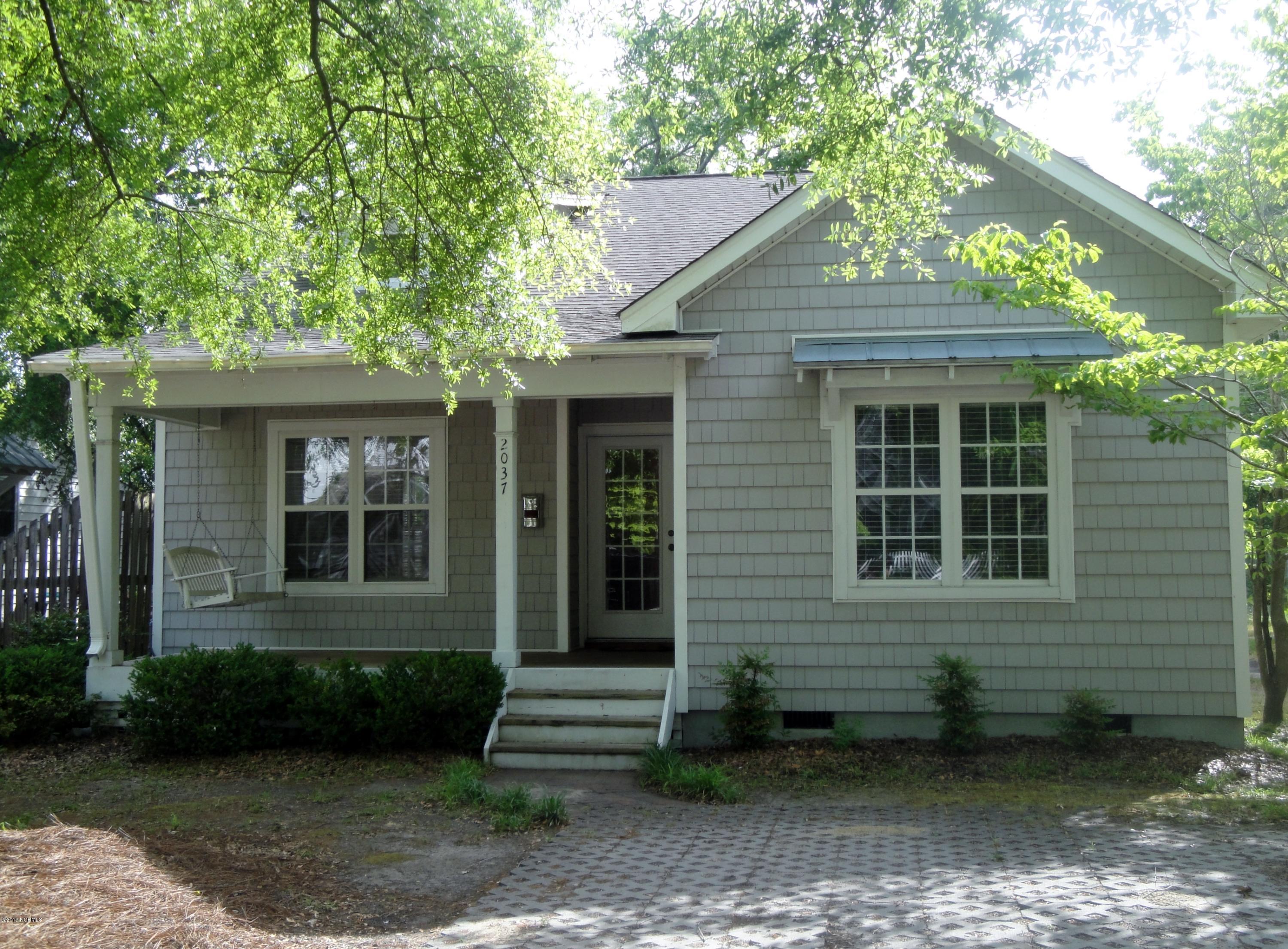 2037 Adams Street Property Photo 1
