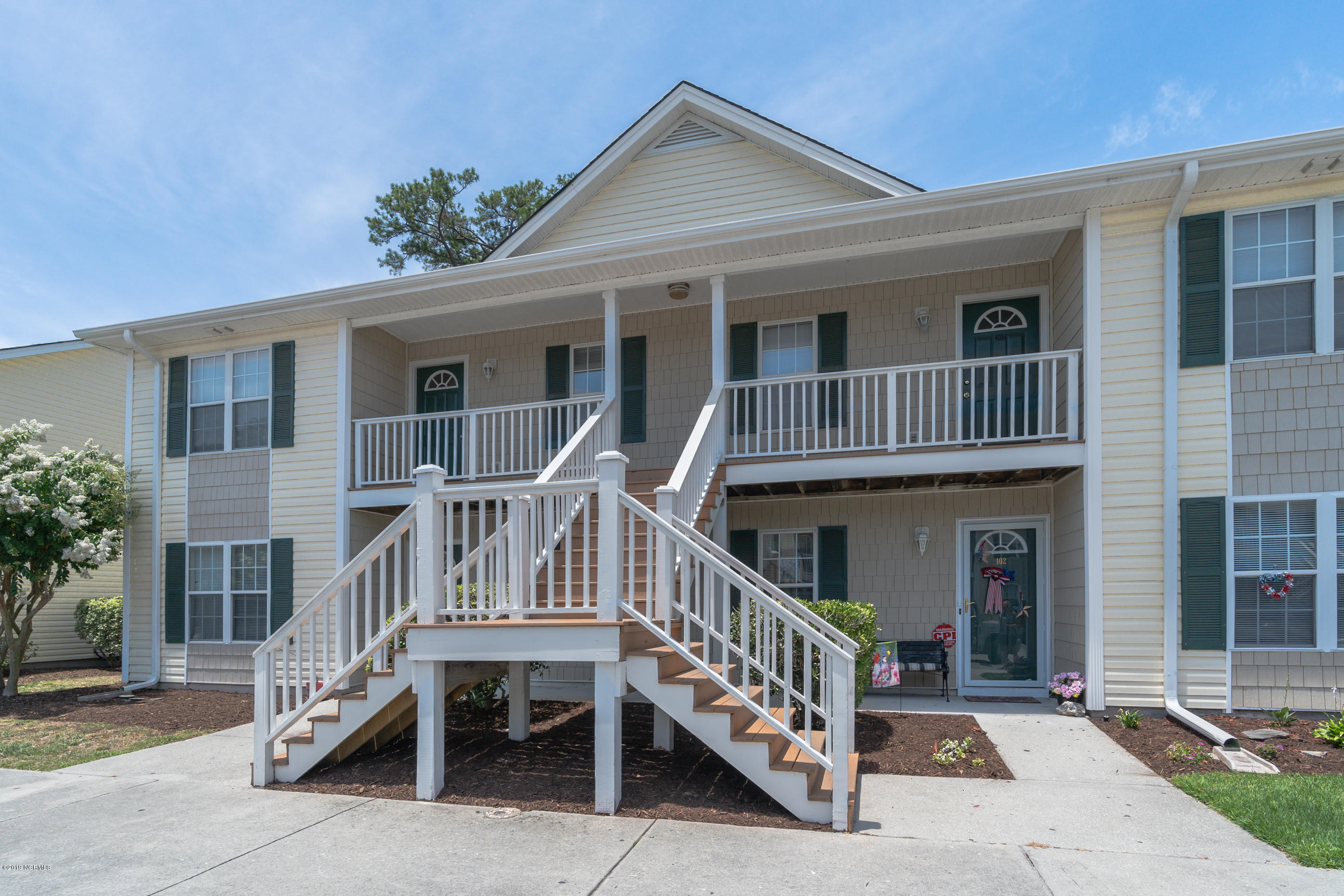 4605 Mcclelland B-201 Property Photo 1