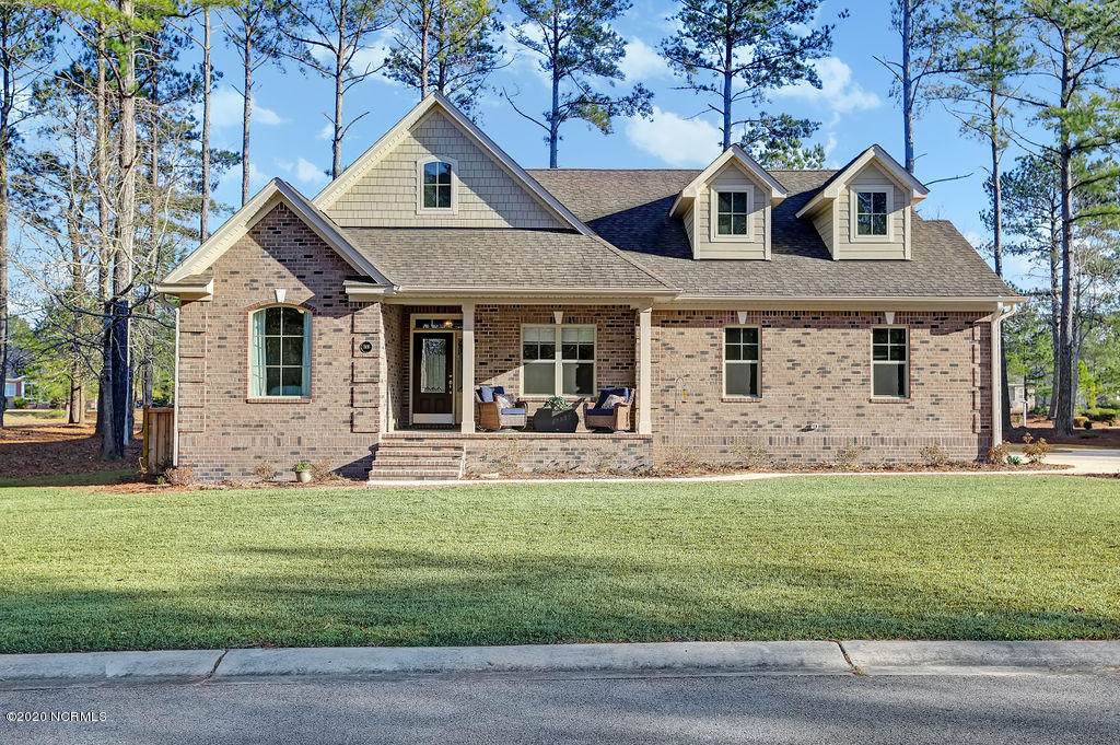 808 Breezewood Drive Property Photo 1