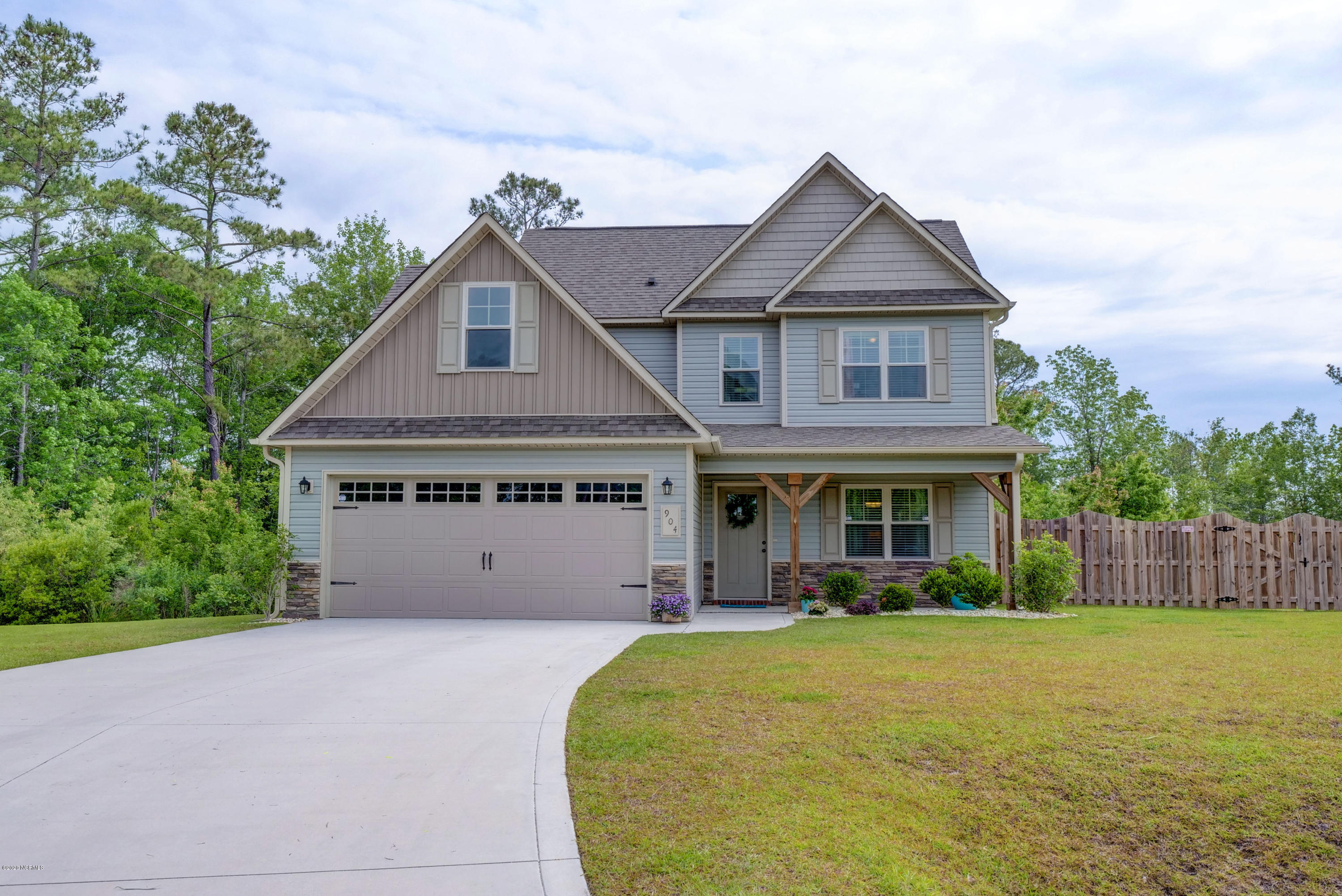 904 Gulf Chase Court Property Photo 1