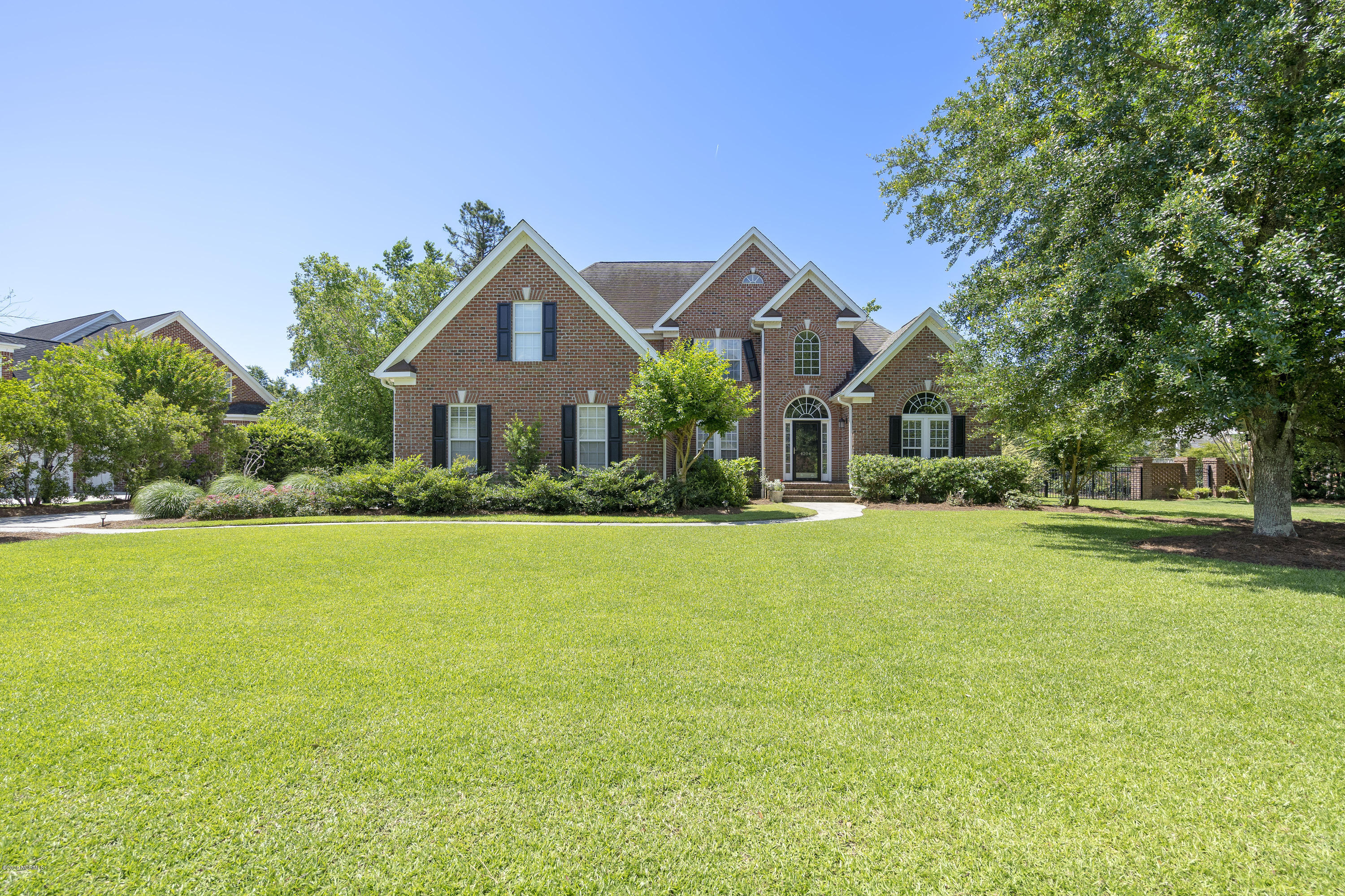 4204 Thursley Road Property Photo 1
