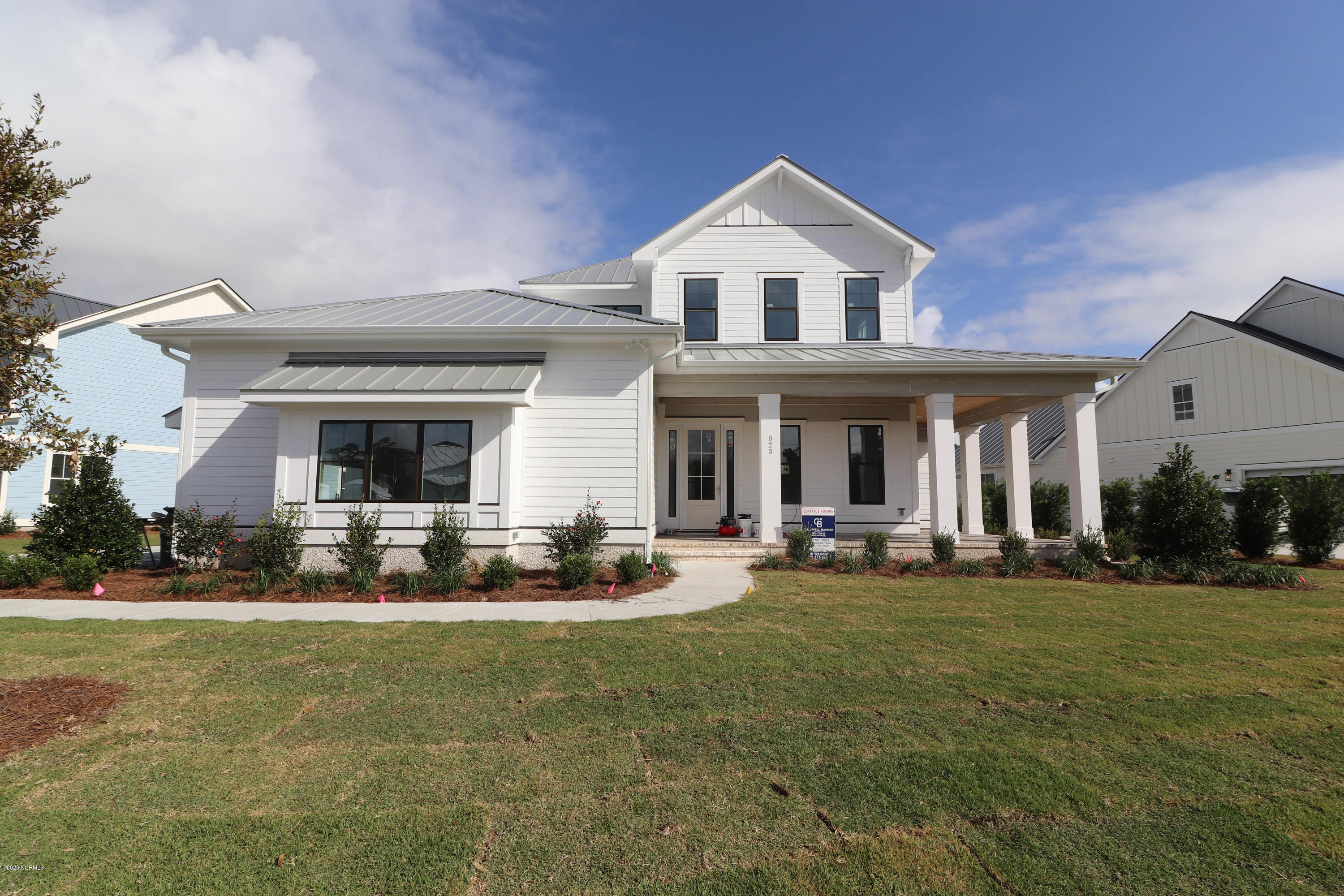 823 Waterstone Drive Property Photo 1