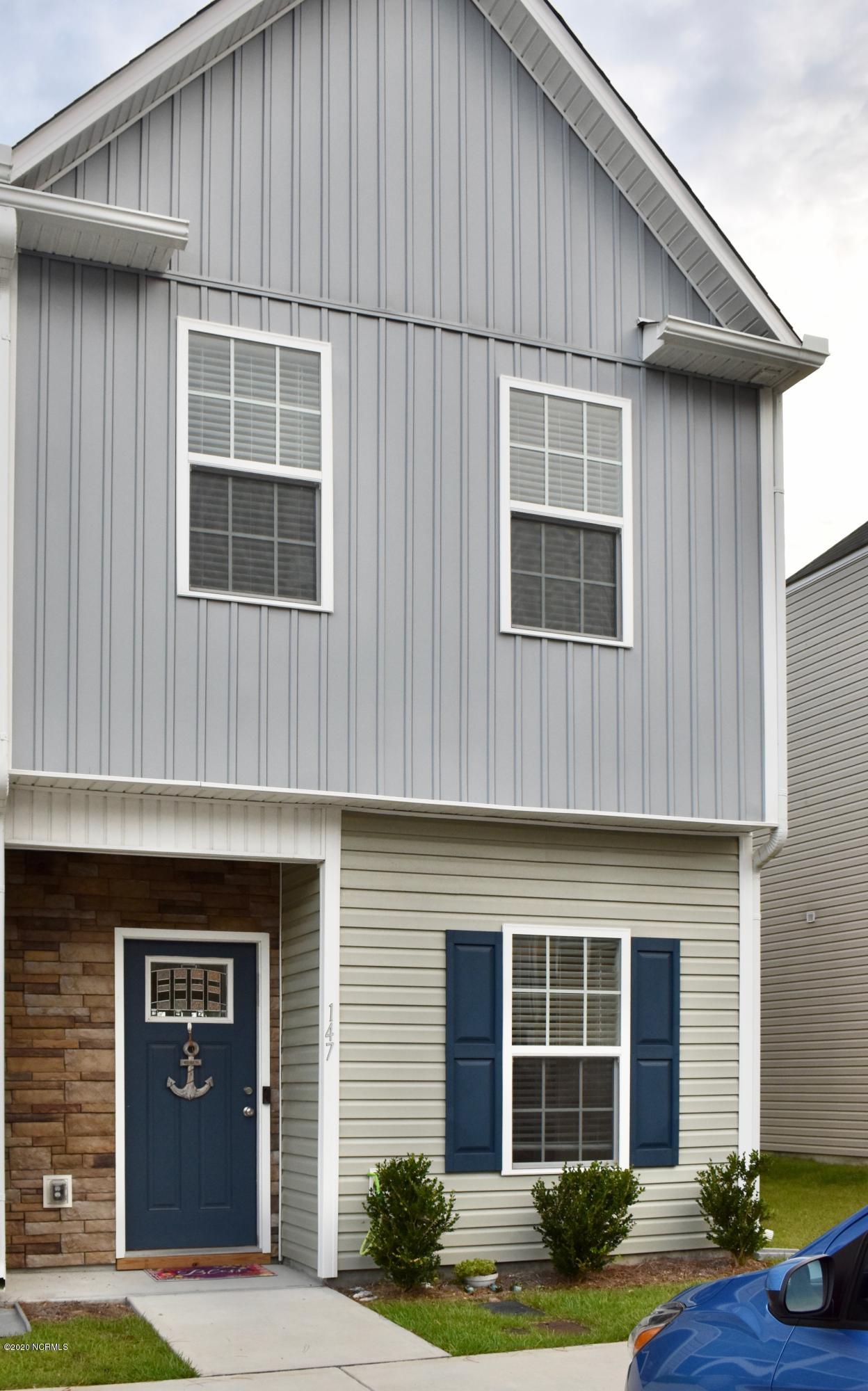 147 Beacon Woods Drive Property Photo 1