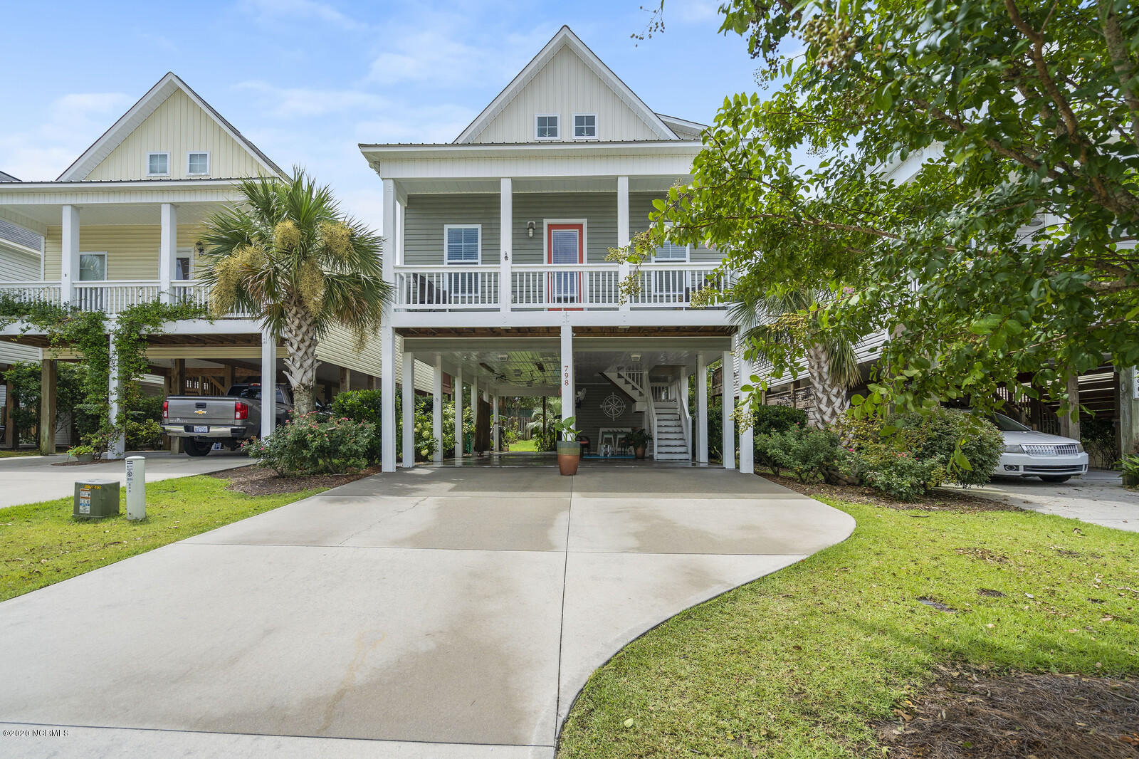 798 Bonaire Road Property Photo 1