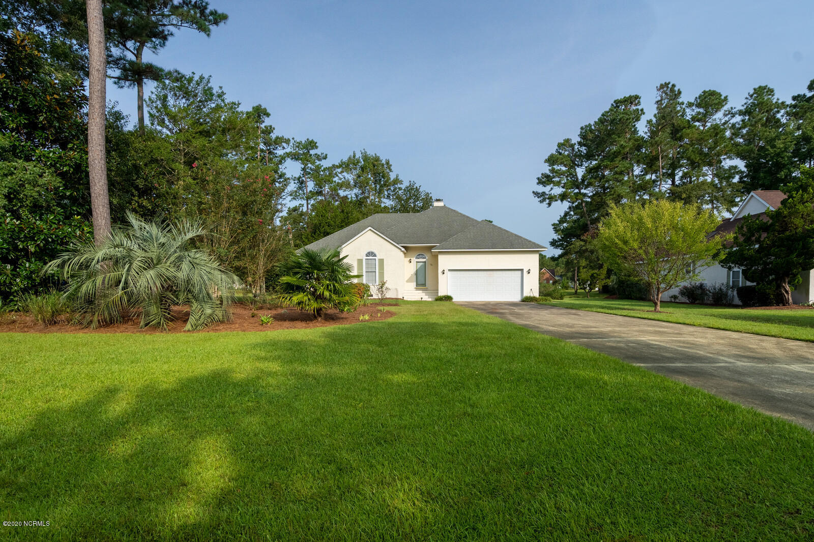 26 Fairway Drive Property Photo 1