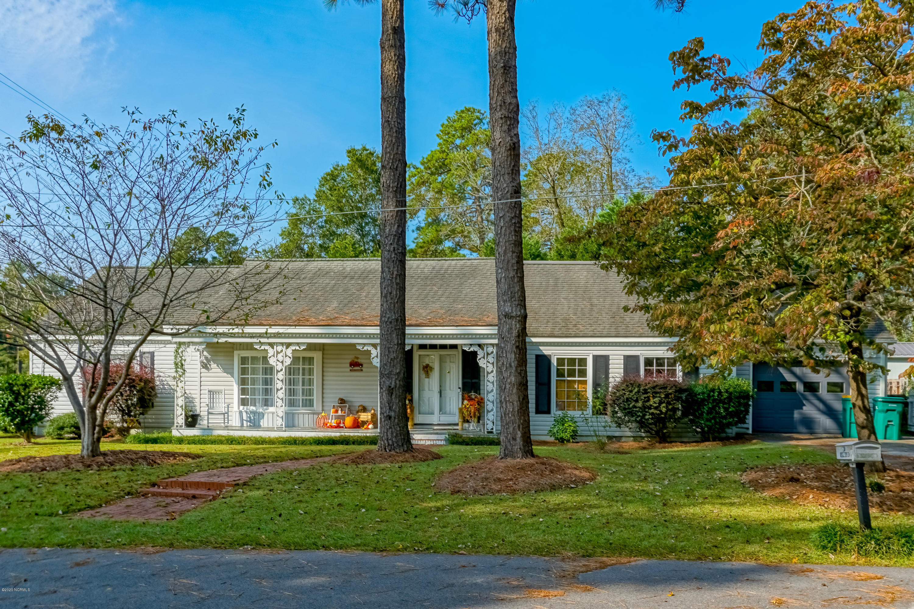 901 Smyrna Drive Property Photo 1