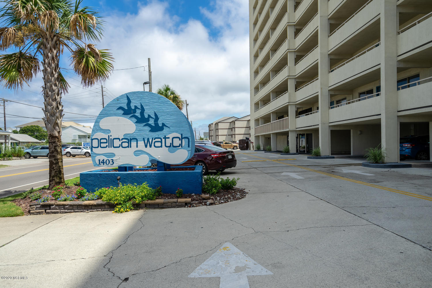 1403 S Lake Park Boulevard 607 Property Photo 1