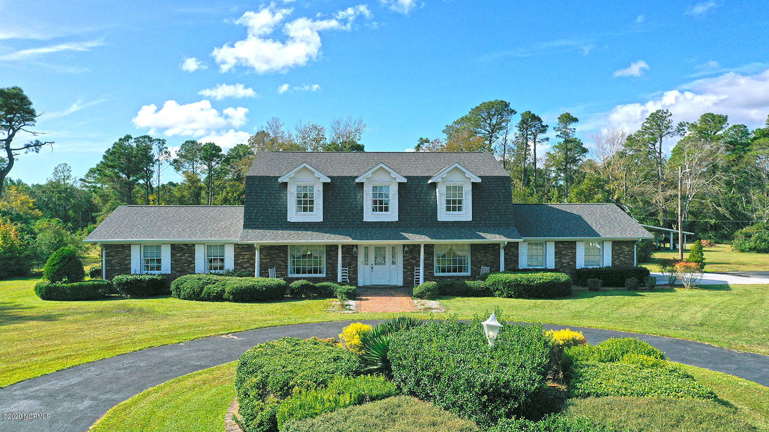 269 Wooded Acres Drive Property Photo 1