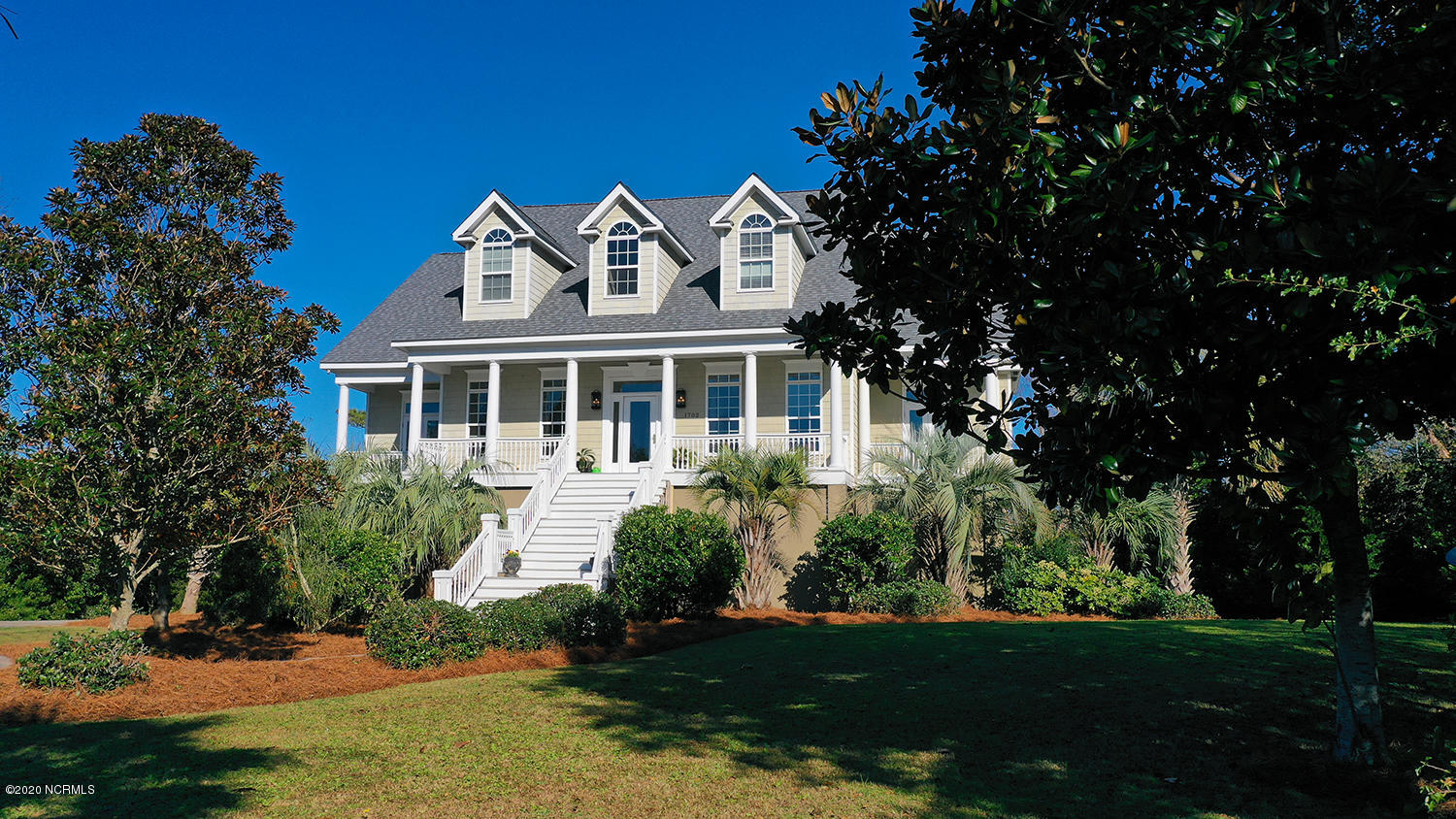 1702 Lois Lane Property Photo 1