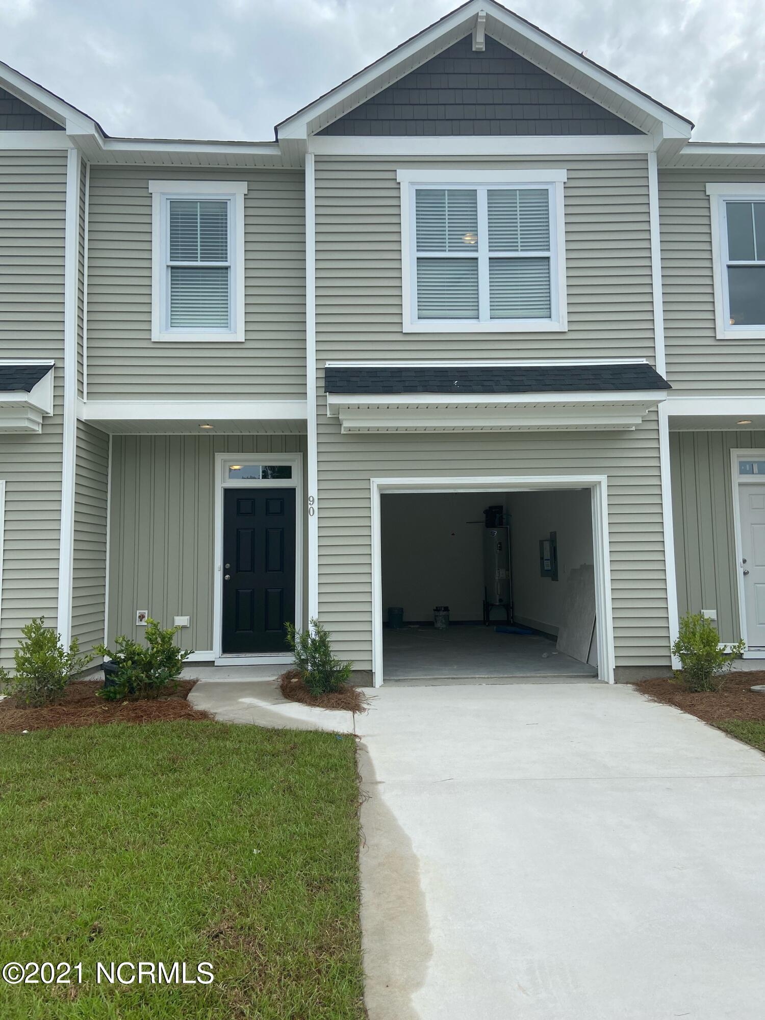 90 Aspen Road Property Photo 1