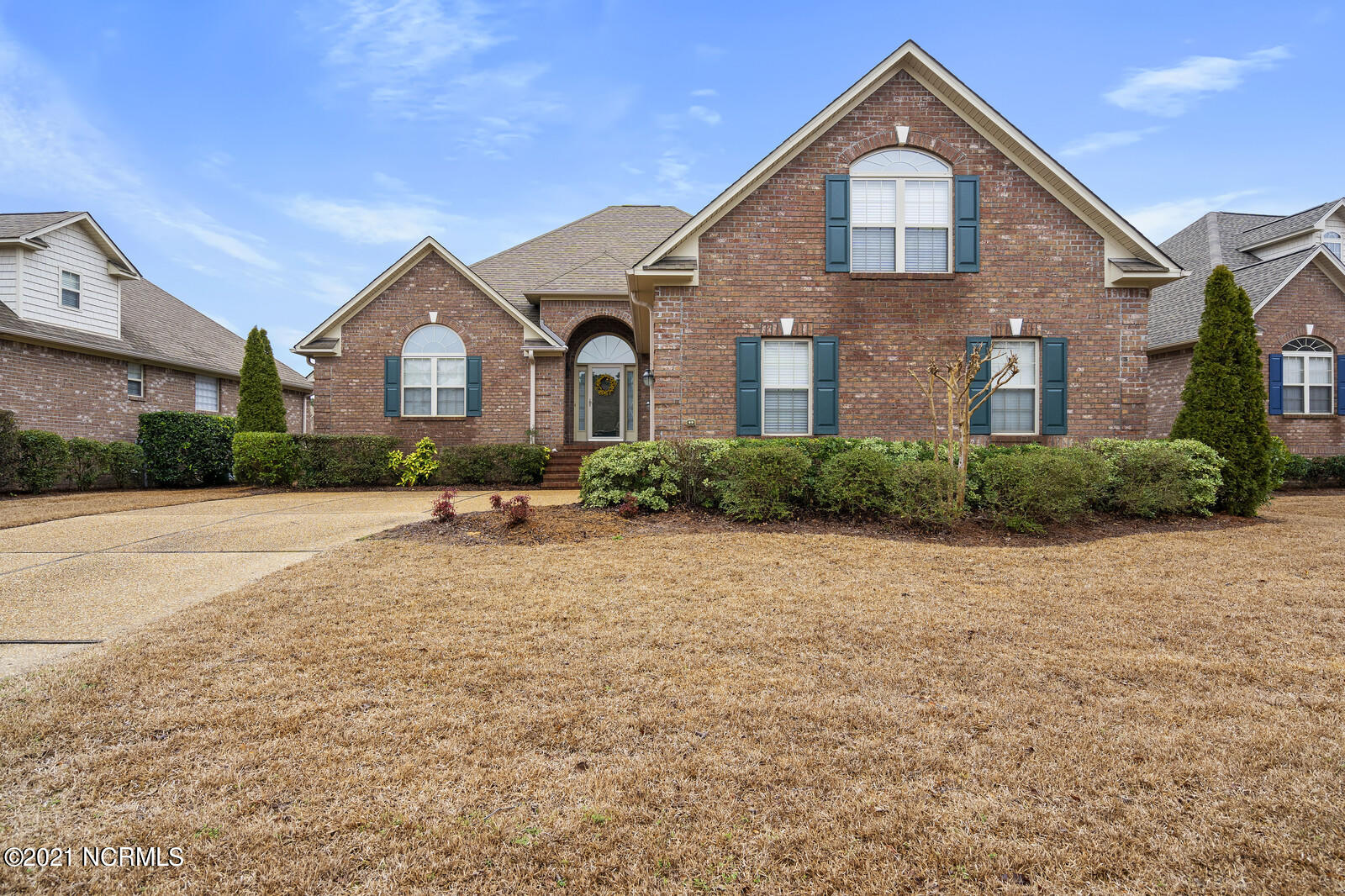6114 Northshore Drive Property Photo 1