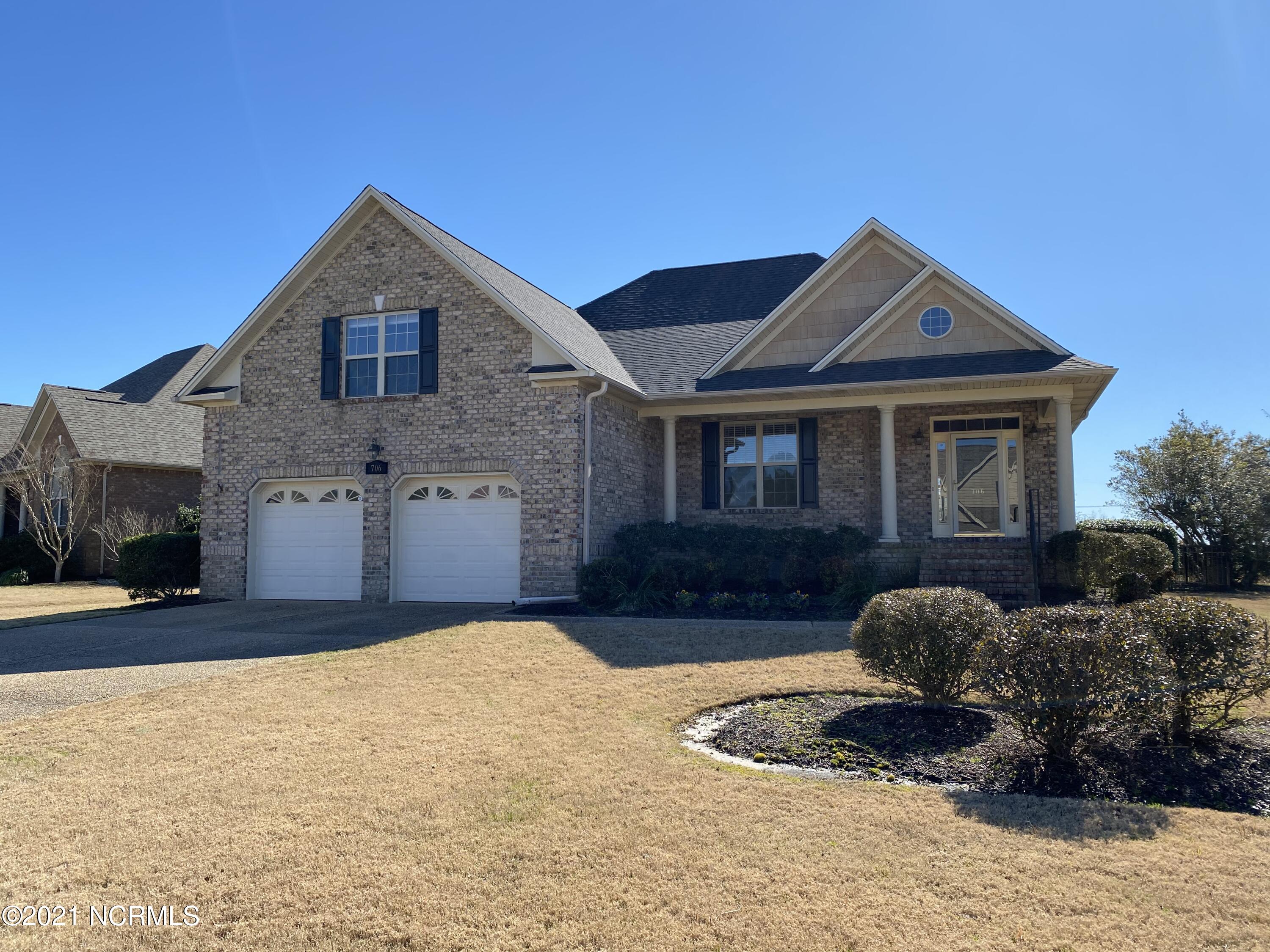 706 Highlands Drive Property Photo 1