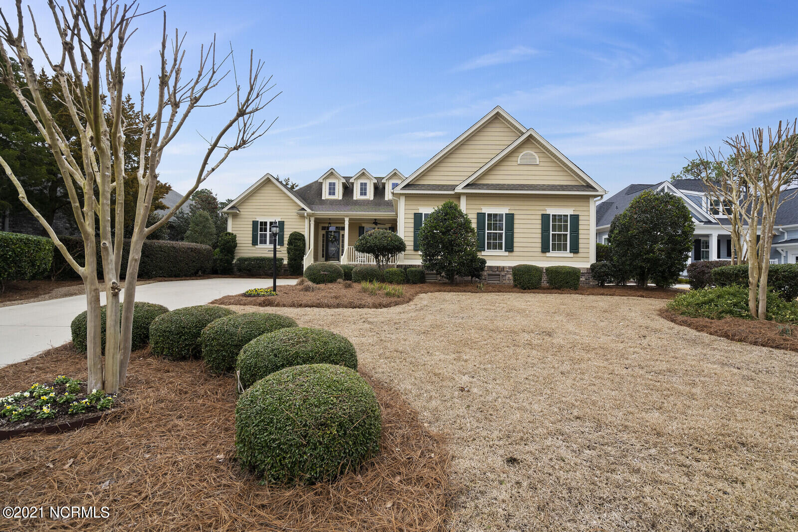 6587 Willowbank Place Property Photo 1