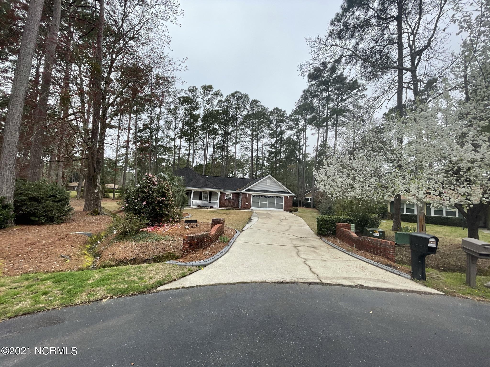 9 Pineridge Court Property Photo 1