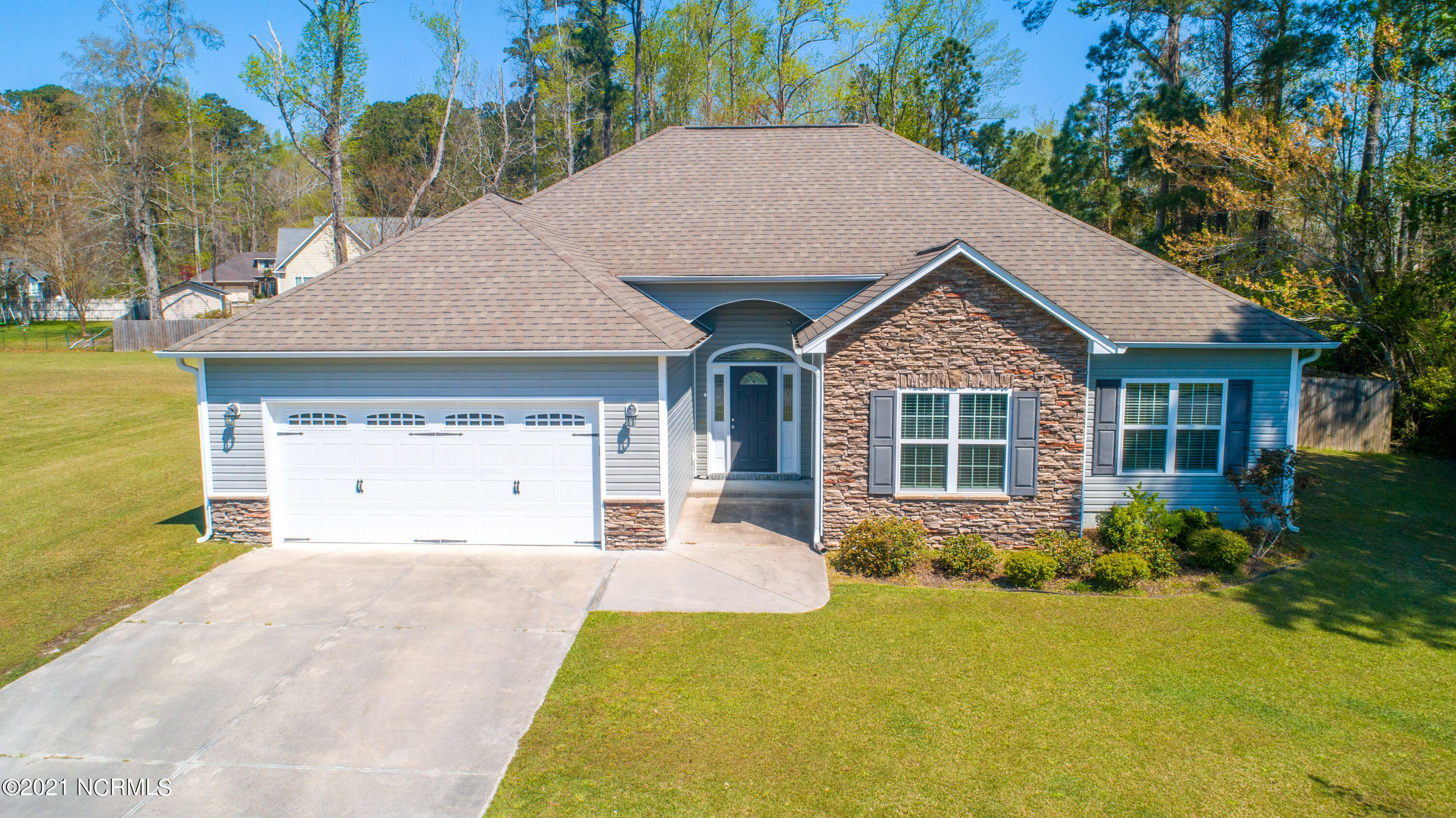 402 Lafitte Way Property Photo 1