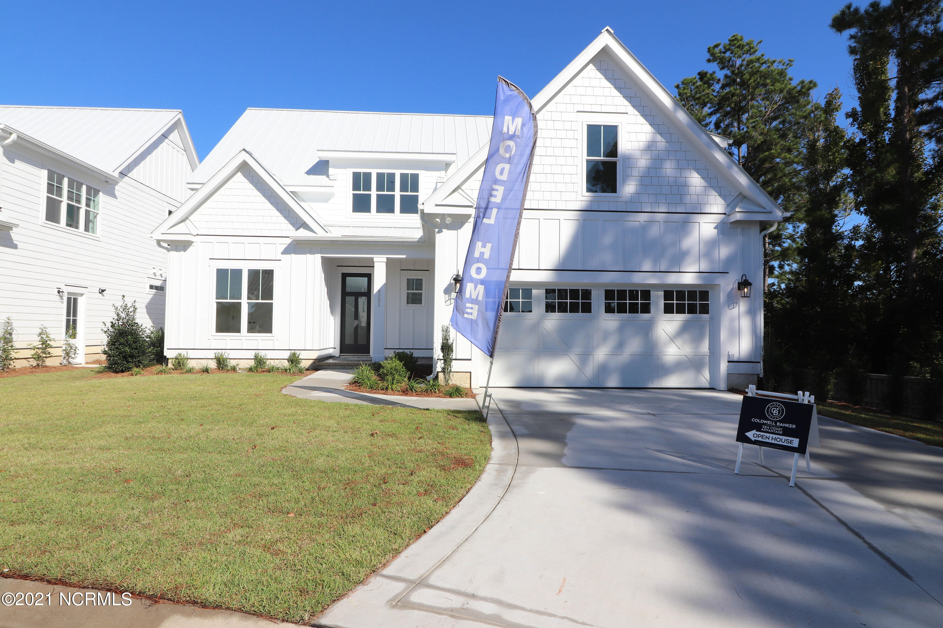 8221 Moss Bridge Court Property Photo 1