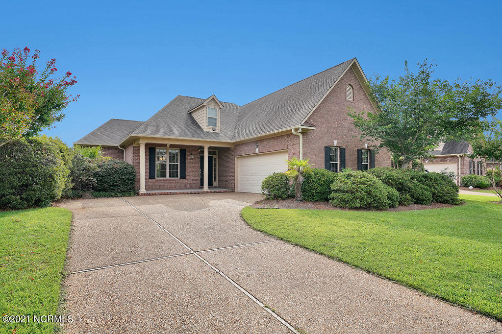 2027 Fanning Court Property Photo 1