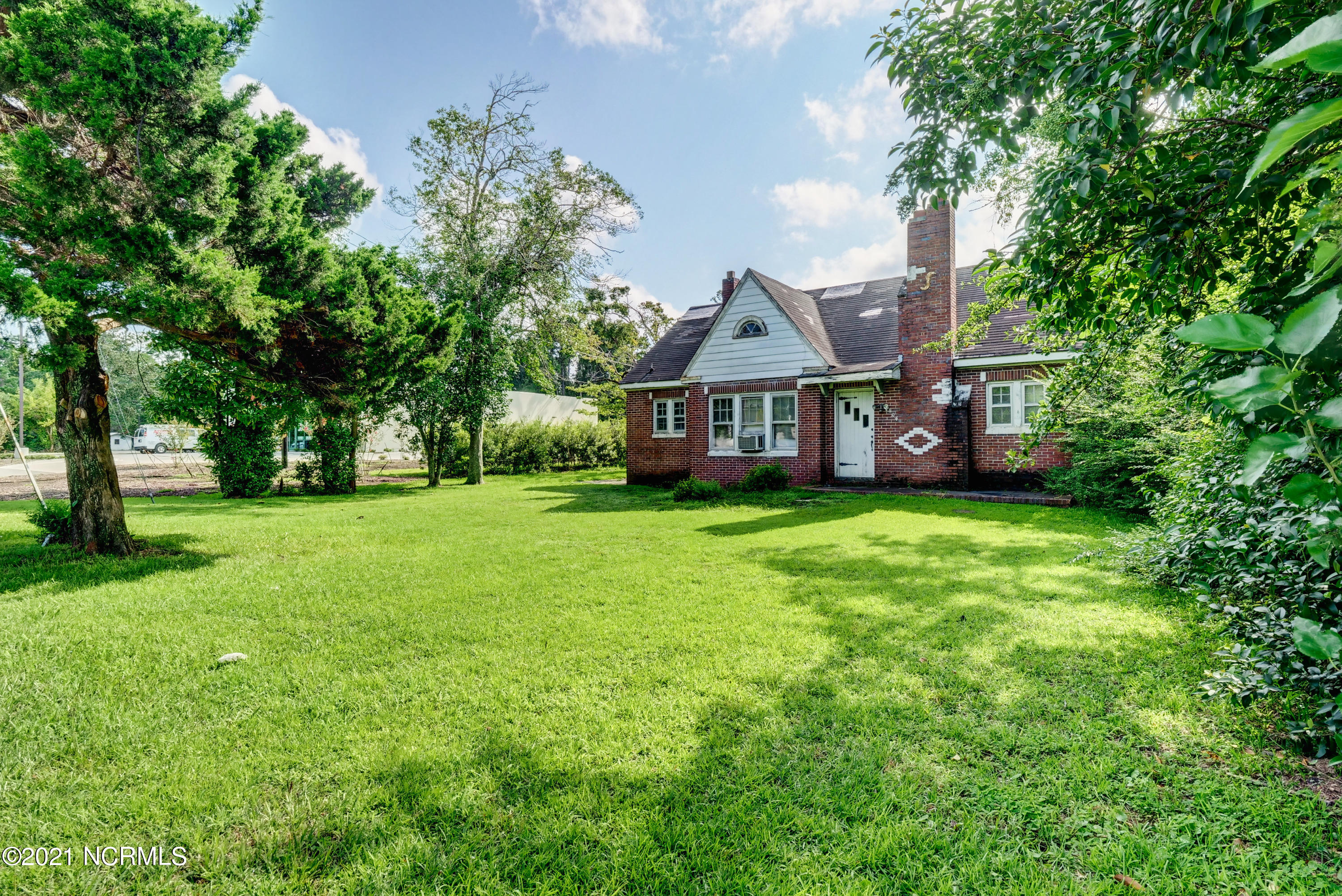 3516 N Kerr Avenue Property Photo 12