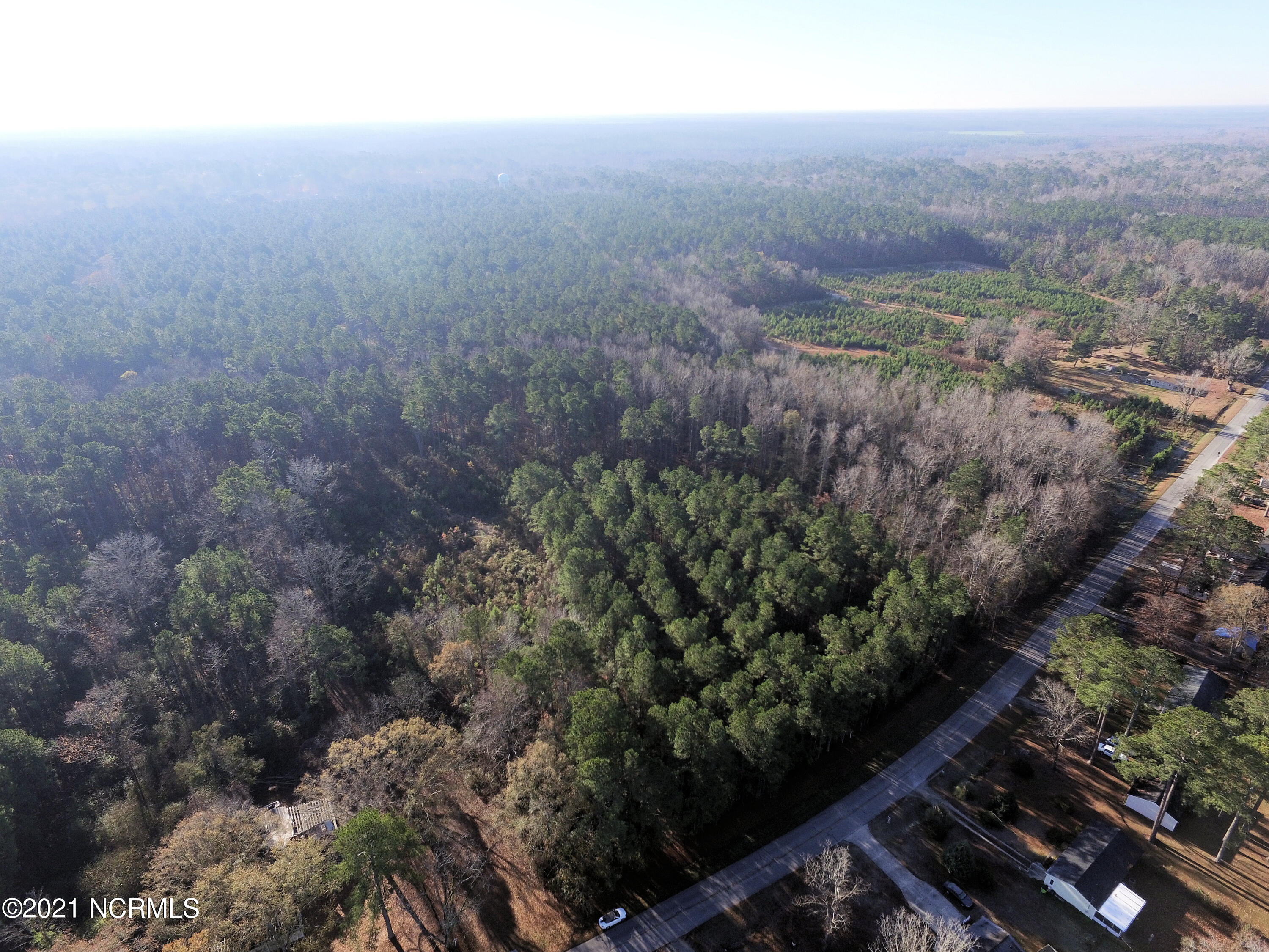 403 Old Pollocksville Road Property Photo 6