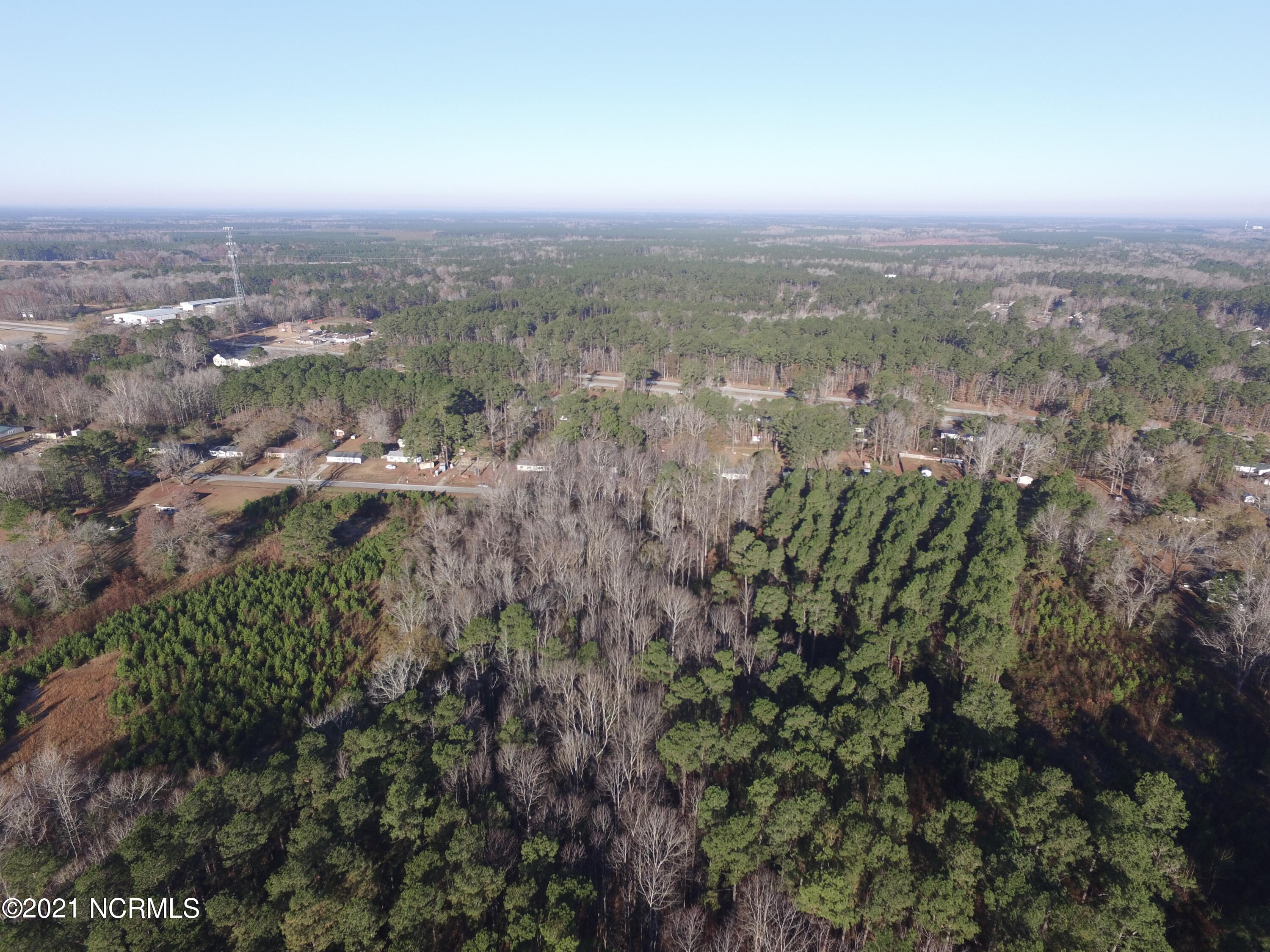 403 Old Pollocksville Road Property Photo 15