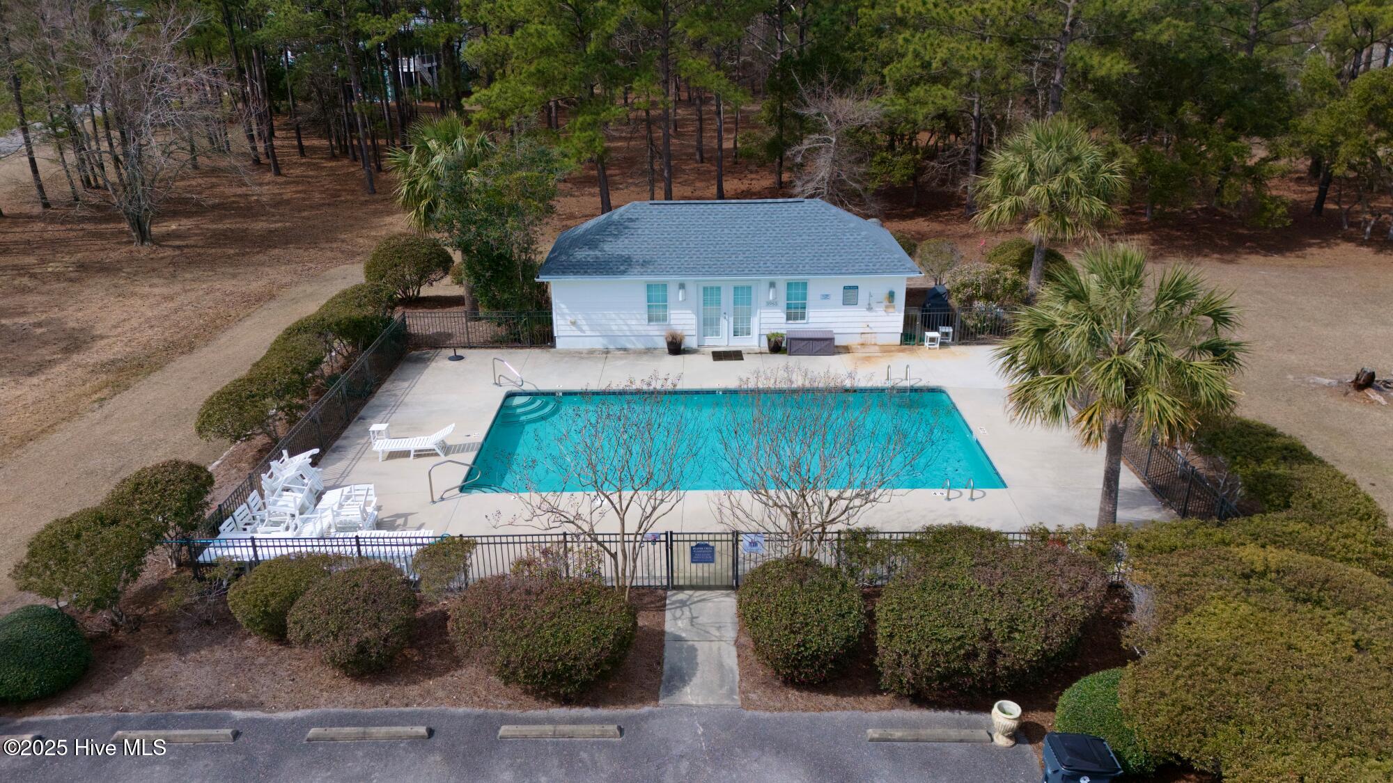 19 Southpointe Drive Property Photo 9