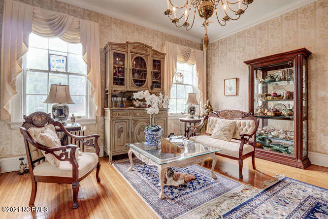 1704 Market Street Property Photo 10