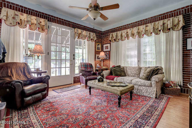 1704 Market Street Property Photo 20