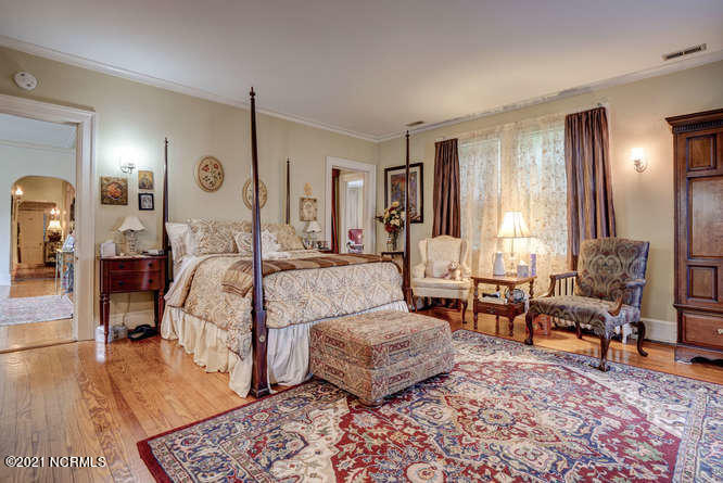 1704 Market Street Property Photo 26
