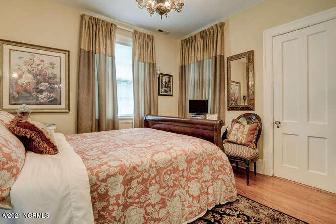 1704 Market Street Property Photo 37