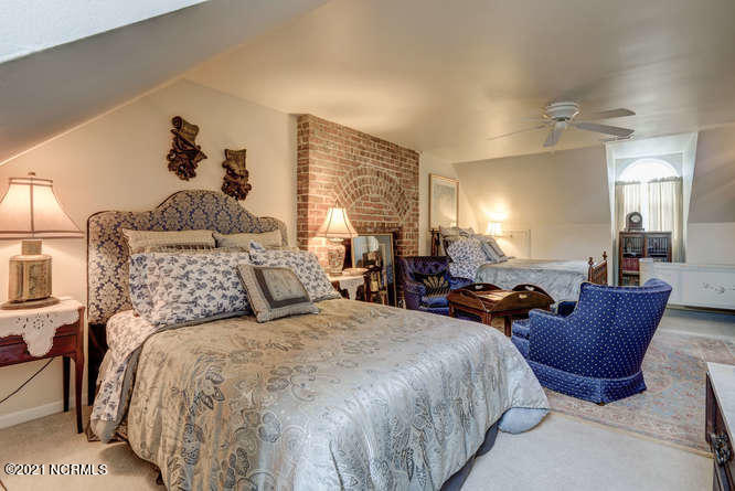 1704 Market Street Property Photo 39