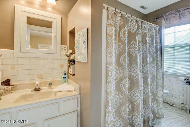 1704 Market Street Property Photo 44