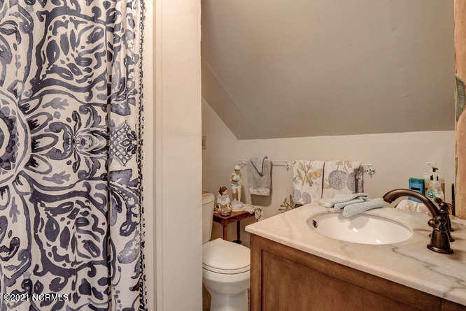 1704 Market Street Property Photo 45