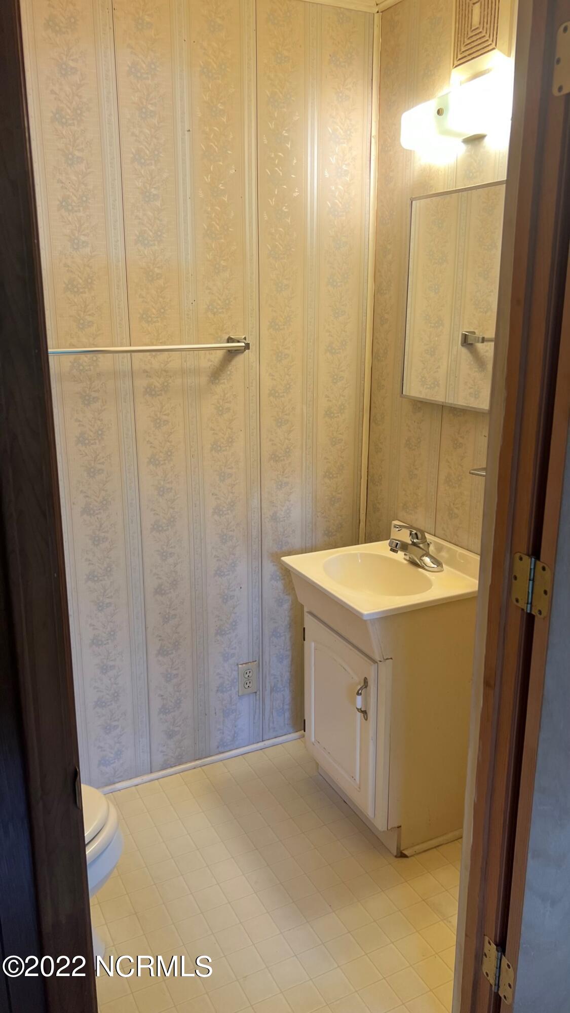 1509 Edgerton Street Property Photo 4