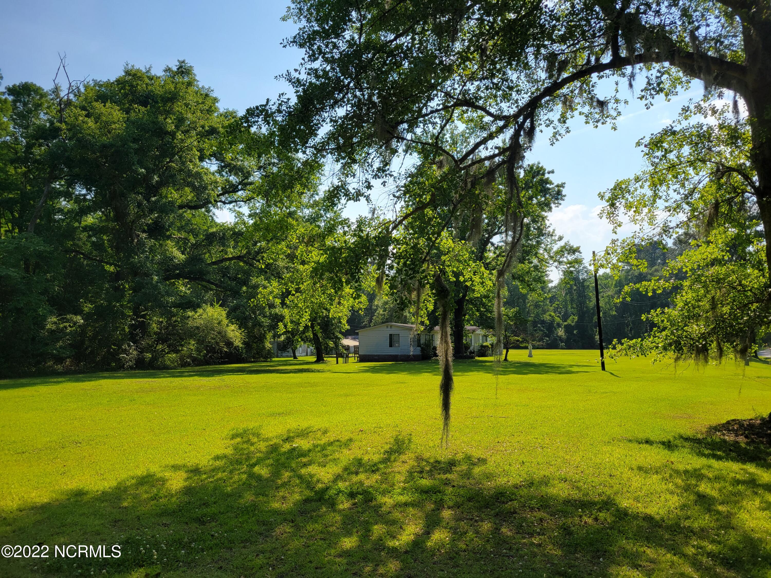 572 Main Street Property Photo 4