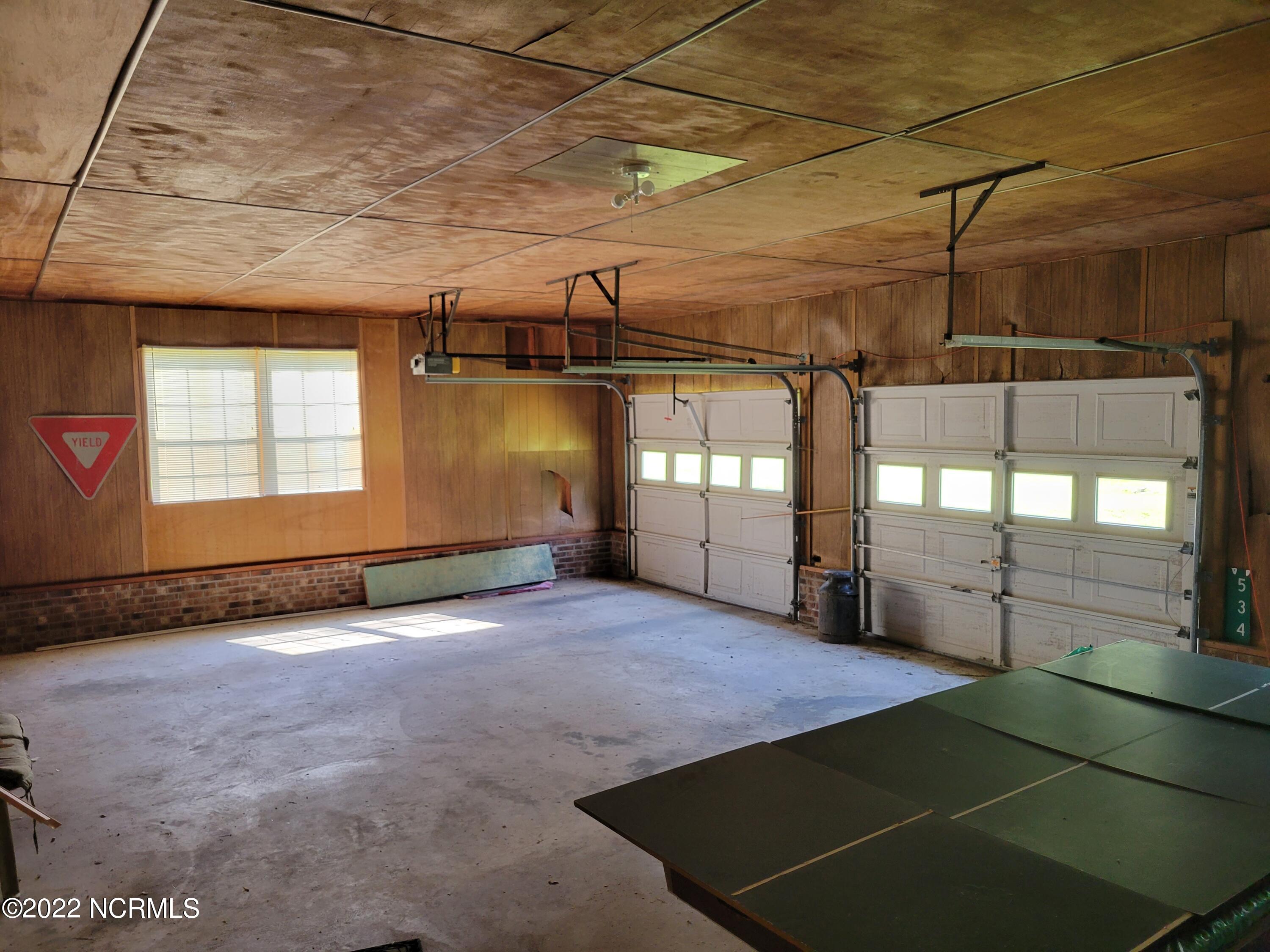 572 Main Street Property Photo 23