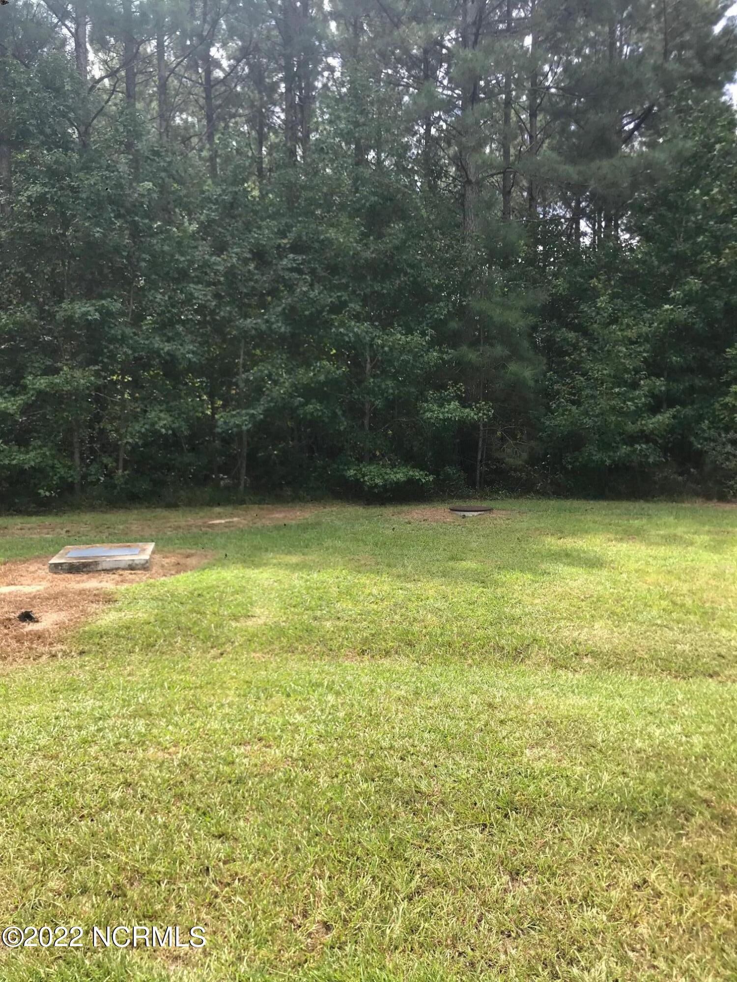 305 Winfall Court Property Photo 4